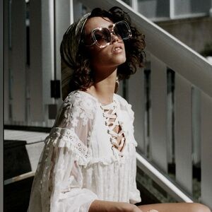 EUC - Sz M - Spell & the Gypsy - Cream lace blouse